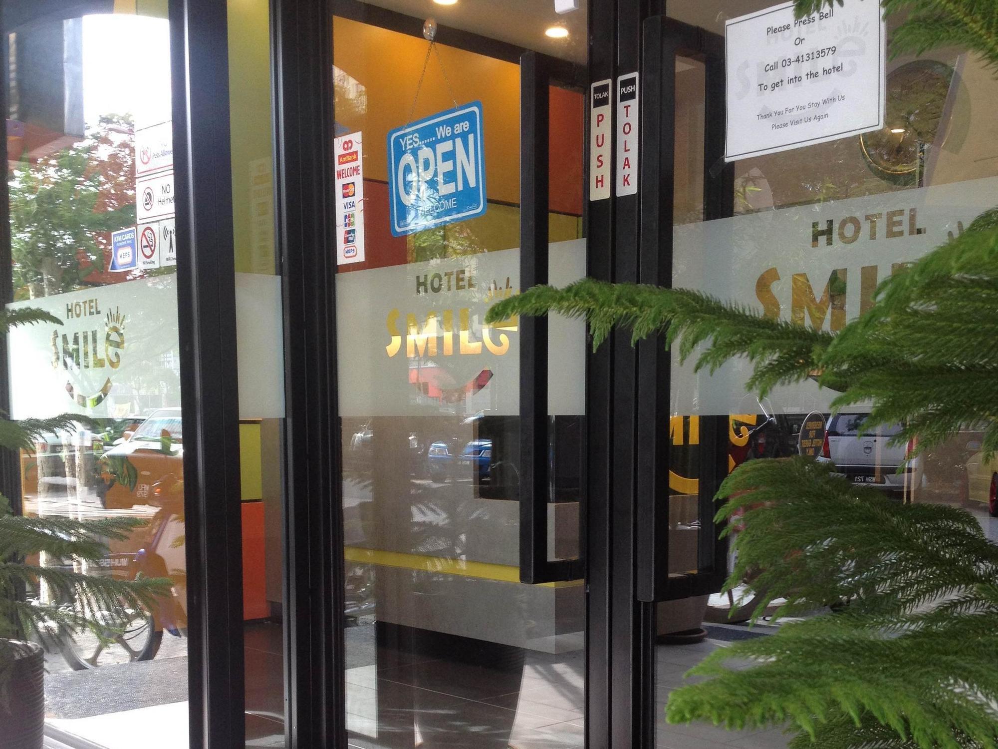 Smile Hotel Danau Kota Kuala Lumpur Exterior foto